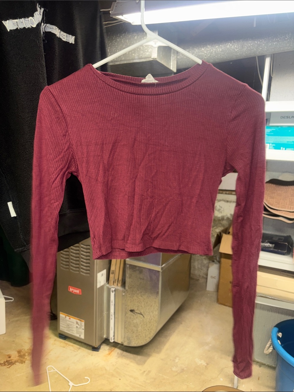Garage Ribbed Long-Sleeve Crop Top - Wine
